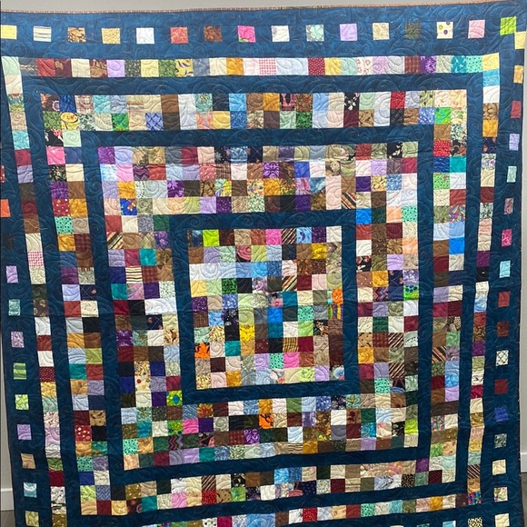 Multicolor Patchwork Quilt - Picture 1 of 5